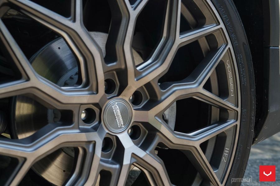 Колеса Mercedes-Benz GLC200 4Matic AMG Line by Permaisuri on Vossen Wheels (HF-2) 2019 года  (фото 4 из 12)
